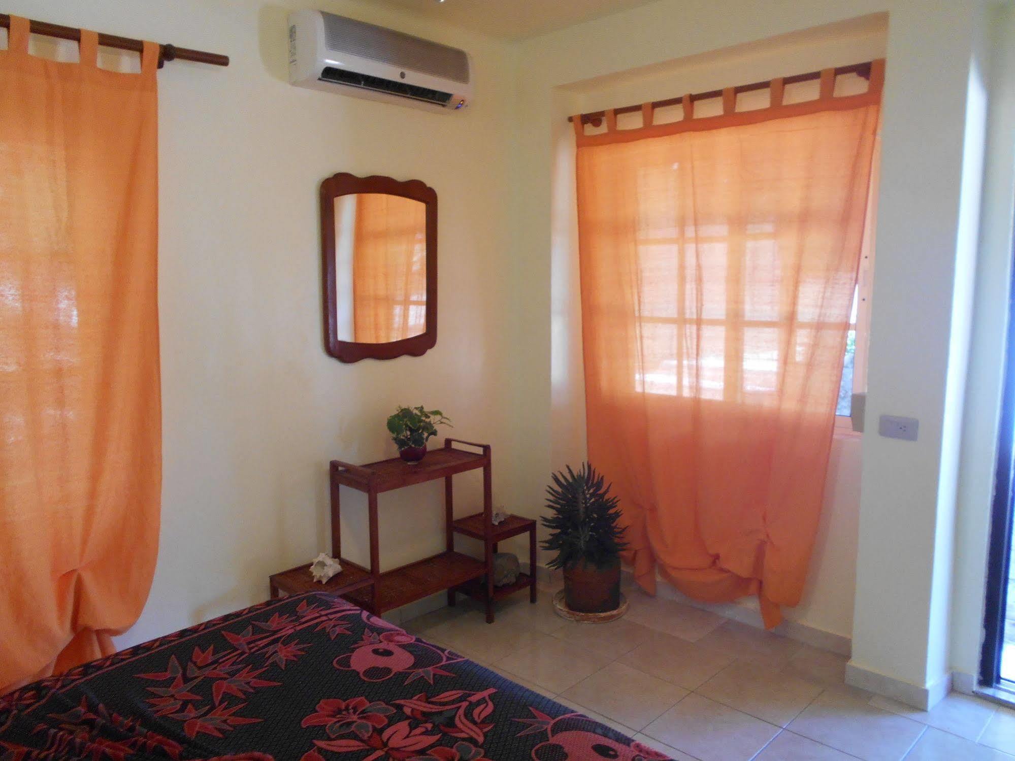 Hotel El Quemaito - Luxury Oceanfront Retreat Barahona Екстер'єр фото