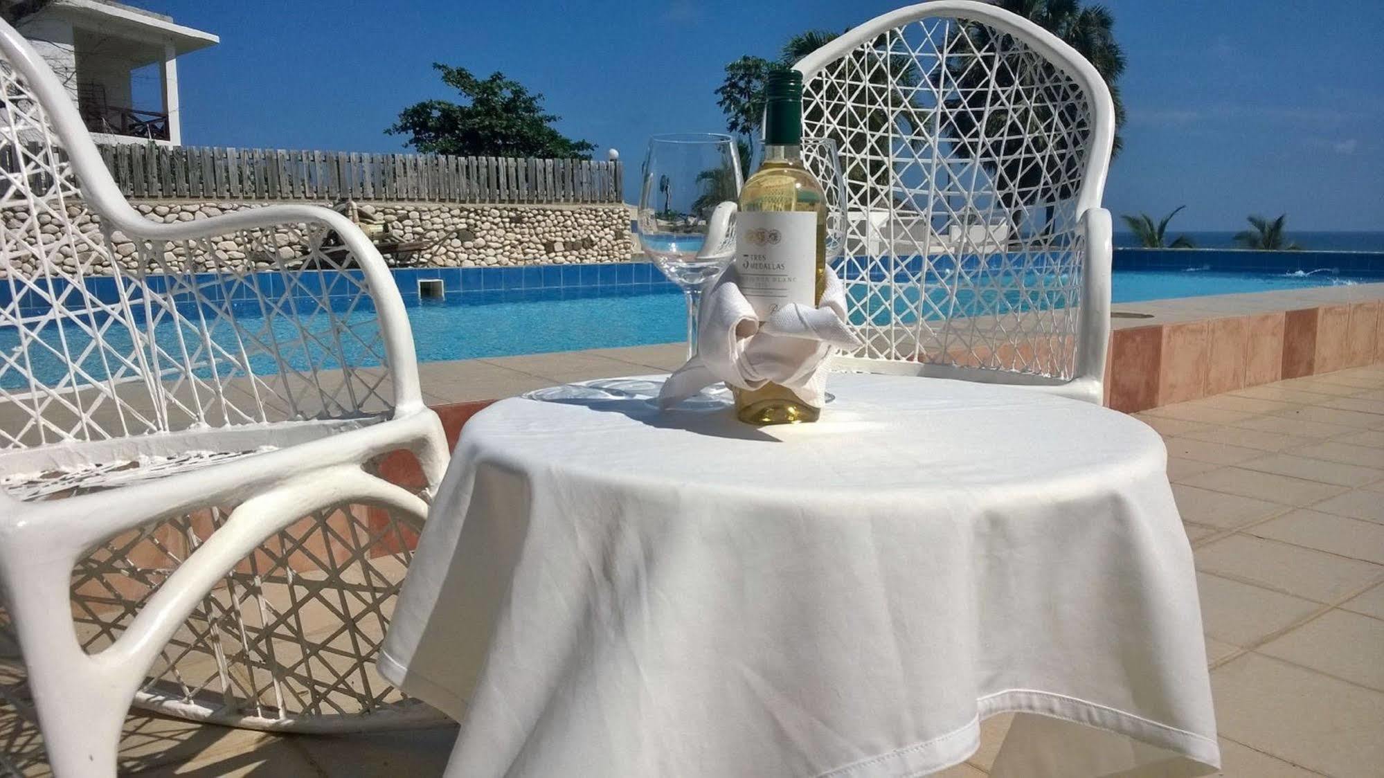 Hotel El Quemaito - Luxury Oceanfront Retreat Barahona Екстер'єр фото